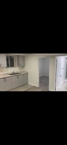 2 bedroom basement - Photo 7