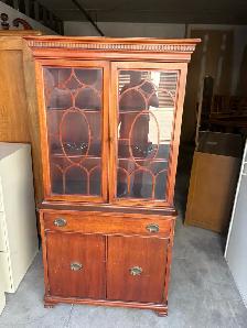 Free delivery Wooden antique China Cabinet with Glass Doors