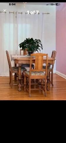 8 piece Dining Room Set