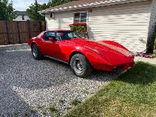Corvette Body 1977. Red