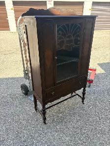 Free delivery Antique Wooden Display Cabinet with Glass Door - Photo 4