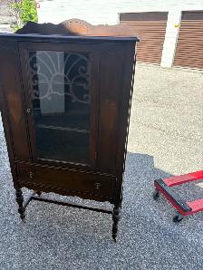Free delivery Antique Wooden Display Cabinet with Glass Door - Photo 7