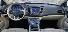 2015 CHRYSLER 200C V6 - AWD, Loaded & Luxury Trim, Remote Start - Photo 13