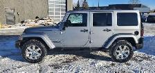 2016 Jeep Wrangler Unlimited Sahara - Removable Roof, 4x4 - Photo 4