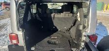 2016 Jeep Wrangler Unlimited Sahara - Removable Roof, 4x4 - Photo 10