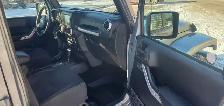 2016 Jeep Wrangler Unlimited Sahara - Removable Roof, 4x4 - Photo 12