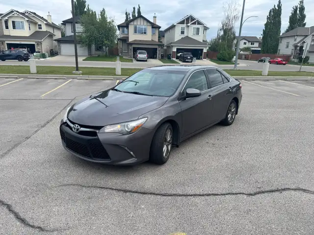 2017 Toyota Camry SE