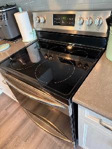 Frigidaire Electric Stove