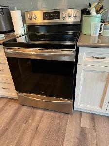 Frigidaire Electric Stove - Photo 3