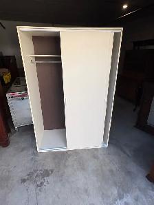 Free delivery used Sliding Door Wardrobe - Photo 3