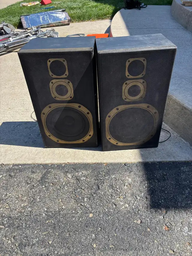 Pair of Speakers
