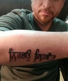 tattoo artist - Photo 7