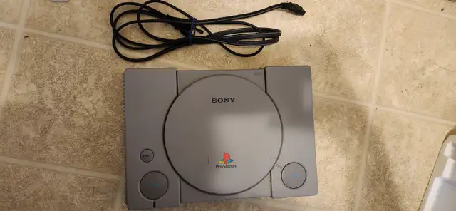Good condition Sony Playstation machine