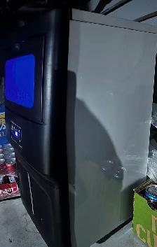 Ice Machine - Photo 2