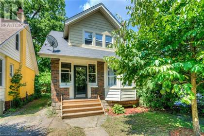 One Bedroom, Main Floor Unit in Old South, $1550 Monthly