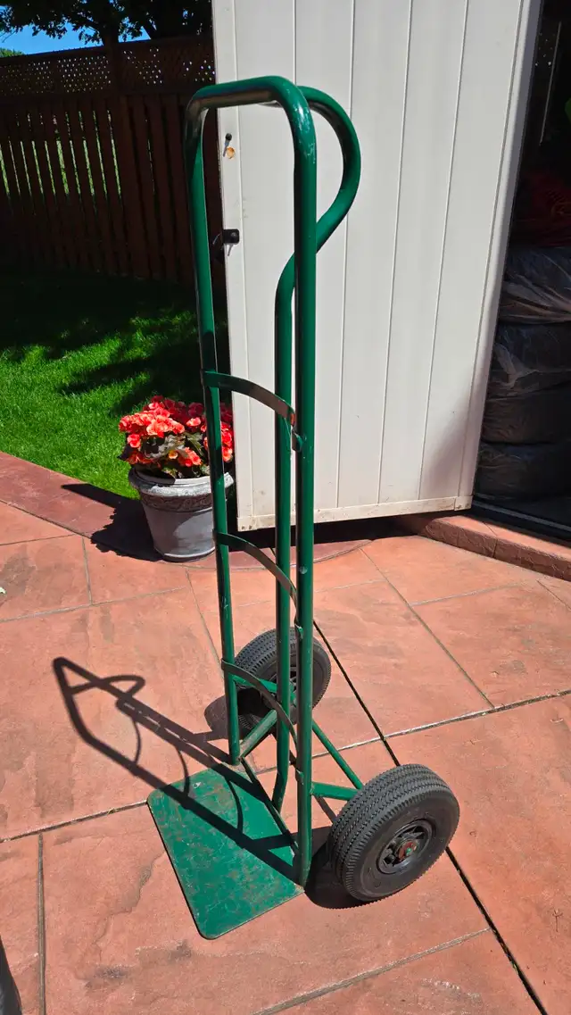 Dolly (2 Wheel Hand Trolley)