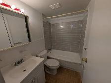 2 Bedroom Apt Available at 10 Veevers Dr, Hamilton! - Photo 4