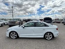 2018 Audi S3 Sedan 2.0TFSI quattro Technik S TRONIC/NAVI/ROOF/LE - Photo 4