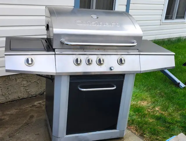 Cuisinart Propane Big BBQ Grill