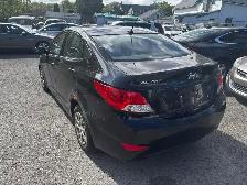 2014 Hyundai Accent GL - Photo 4