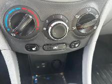 2014 Hyundai Accent GL - Photo 10