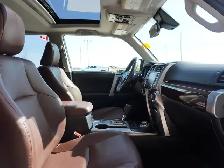2023 Toyota 4Runner 4WD | SUNROOF | 7-PASSENGER | NAV | 360 CAM - Photo 26