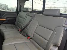 2018 Chevrolet Silverado 1500 LTZ CREW CAB 4x4, 5.3L, V8, 1-Owne - Photo 4