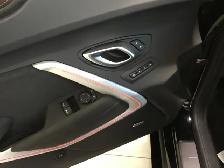 2023 Chevrolet Camaro - Photo 13