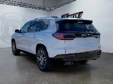 2026 GMC Acadia - Photo 8