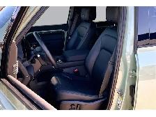 2023 Land Rover Defender AWD | LEATHER | NAV | PANORAMIC SUNROOF - Photo 14