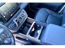 2023 Land Rover Defender AWD | LEATHER | NAV | PANORAMIC SUNROOF - Photo 16