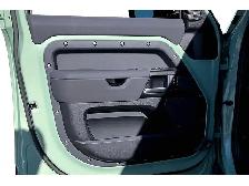 2023 Land Rover Defender AWD | LEATHER | NAV | PANORAMIC SUNROOF - Photo 25
