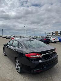 2017 Ford Fusion SE Sedan : Well Serviced - Photo 4
