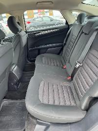 2017 Ford Fusion SE Sedan : Well Serviced - Photo 9