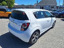 2015 Chevrolet Sonic RS - Photo 4