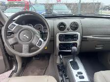 2007 Jeep Liberty AS IS, Limited Edition, ONLY 81KMS, RUNS WELL, - Photo 12