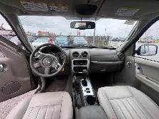 2007 Jeep Liberty AS IS, Limited Edition, ONLY 81KMS, RUNS WELL, - Photo 14