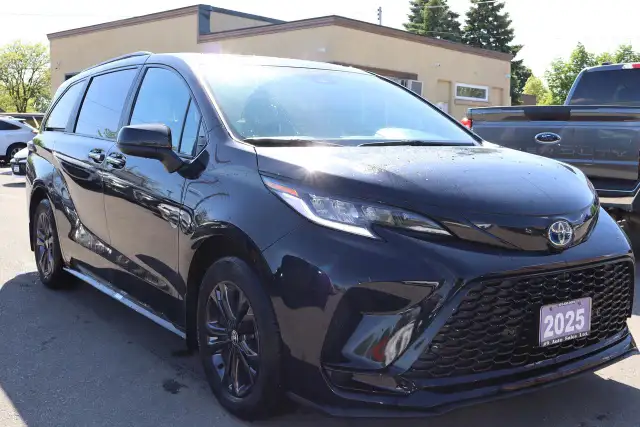 2025 Toyota Sienna XSE