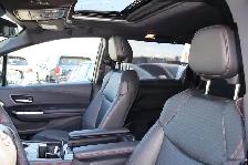 2025 Toyota Sienna XSE - Photo 9