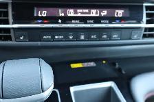 2025 Toyota Sienna XSE - Photo 20