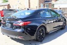 2026 Toyota Camry SE Hybrid - Photo 3