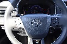 2026 Toyota Camry SE Hybrid - Photo 14