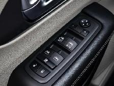 2022 Chrysler Pacifica Touring L - Photo 14