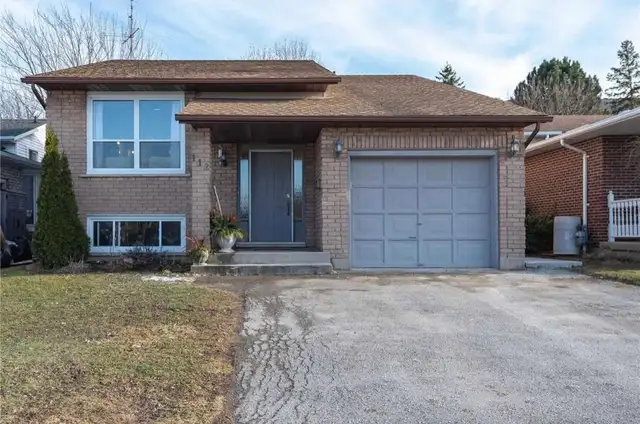 Spacious 3 Bedroom Upper Unit for Lease in St. Catharines