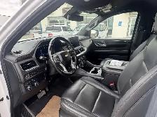 2024 Chevrolet Suburban LT - Photo 10