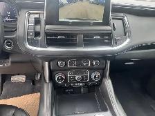 2024 Chevrolet Suburban LT - Photo 16