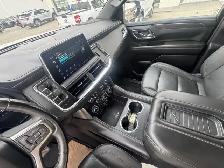2024 Chevrolet Suburban LT - Photo 17