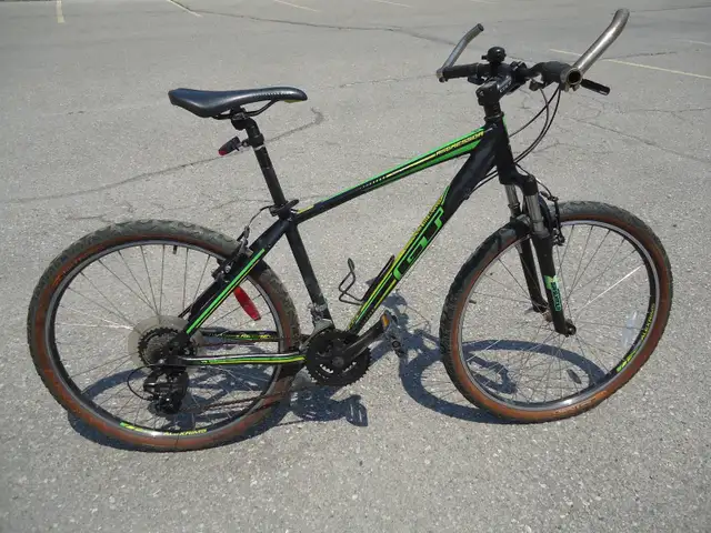 GT  – Aggressor, Commuter Bike