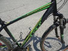GT  – Aggressor, Commuter Bike - Photo 2