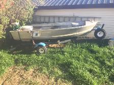 12’ Boat, trailer, motor, cruiseaday - Photo 5